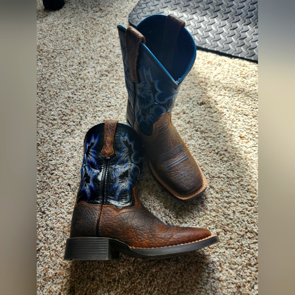 Size 11 kids boots